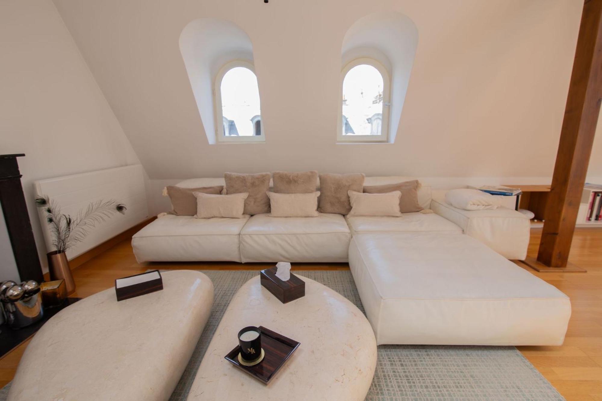 Apartment Triangle D'or *